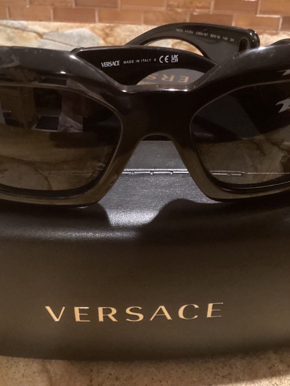 Versace Black Sunglasses - Picture 10 of 10